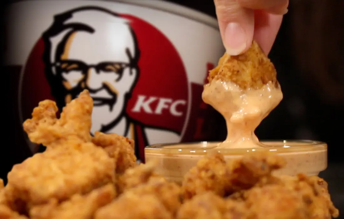 Popcorn Chicken & Finger Licking Good Sauce
